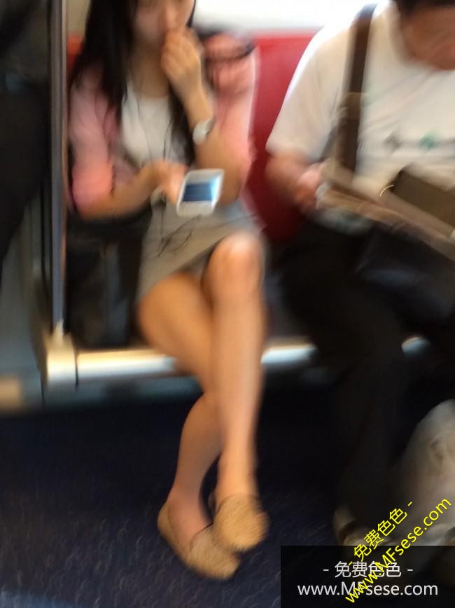 883f947840a64a45ef15d53a53e57b78c533918bc6265fe0.jpg