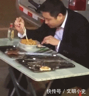 t01a798cc25655b8ab0.gif