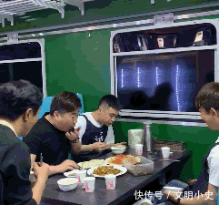 t01f74faa42a1dc5e53.gif