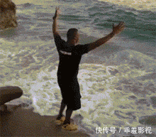 t0123a37bd32f68c6c3.gif