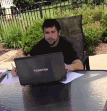 t01555a11a2aef53910.gif
