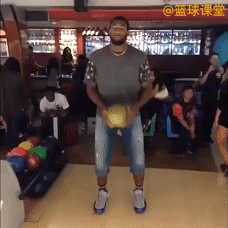 8c2c45bcab30151fc9ef905578bd3ce5.gif