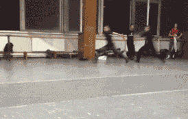 910d4d41307f537b8a20796b42990653.gif