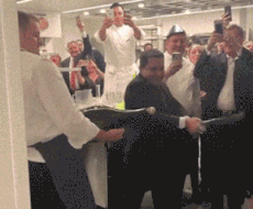 8d2631899b89147257a201b2704a2476.gif