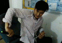 t0135d58cf6fdc00344.gif