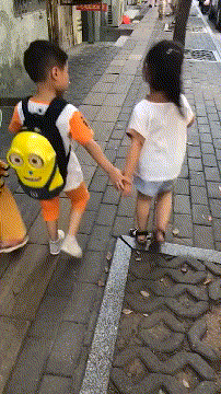 6e6aca7a9637b9fc380eee513de53a8e.gif