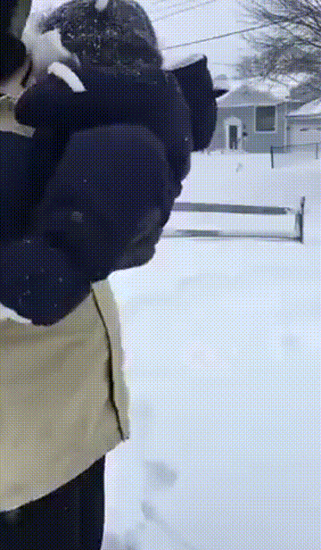 06b2826a7004d342c8e963c44534bf66.gif