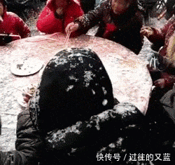 t01d5618fc60b090e93.gif