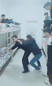 24df1452c198ed1fa114e5bb3e8a1cb8.gif
