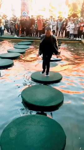 7e81d1a997863a865309524dae994838.gif