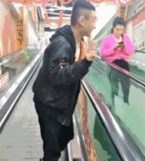 cf63f74950a54d63b66ee8df26af86ba.gif