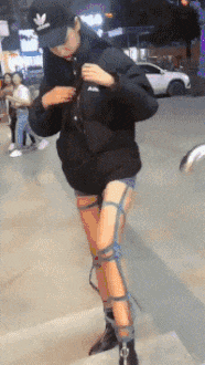 4704cdb19f1c9c06a6f4a97684ce9125.gif
