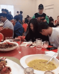 440d55472aa743bca17f2ec89f9deb34.gif
