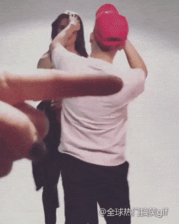 6c99ffdfe172b3b34480c36b16822420.gif