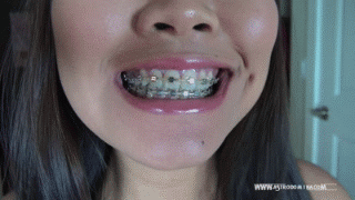 long_tongue_girl_21.gif
