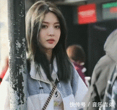 t01b24d09a2fa7ae821.gif