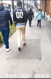 t01807a308b8273e376.gif