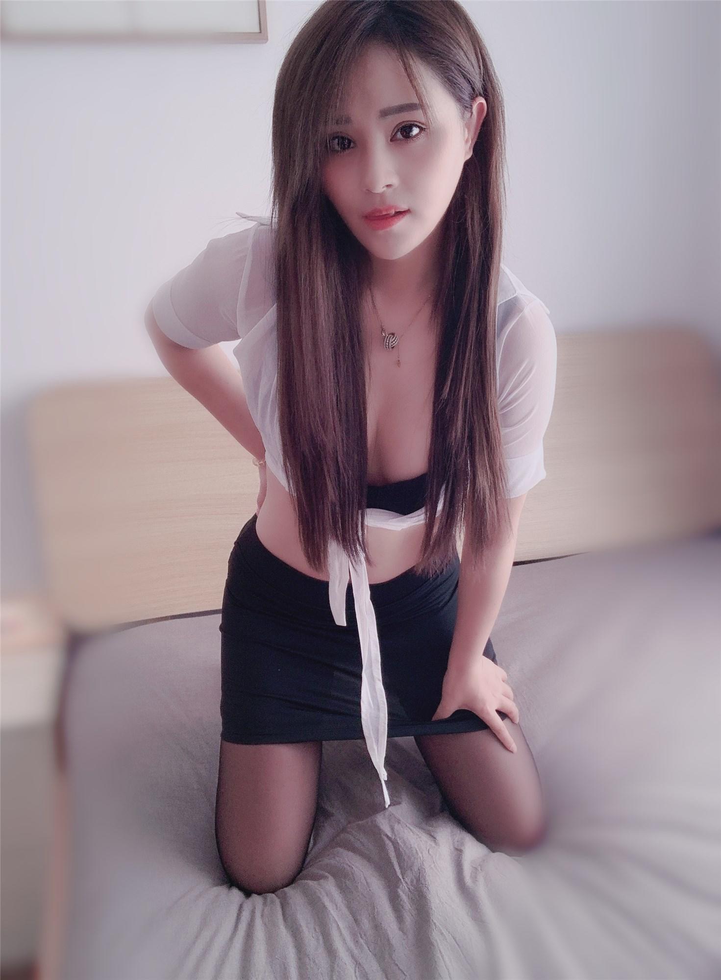 5a3cdfcae497960a72e27ce1c5cb9fc4.jpg
