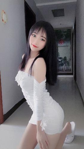 140716cbe7338d3ec5c1cc97271510cf.jpg