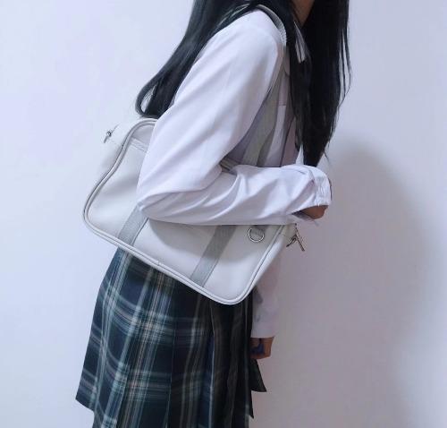 b17a3493a0fedac1eeab7b4f83f9f960.jpg