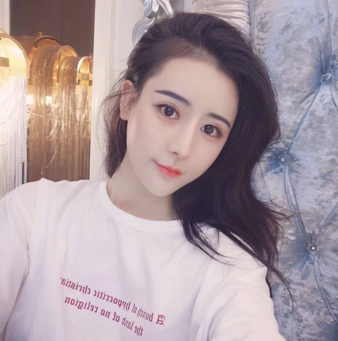 诗诗.jpg
