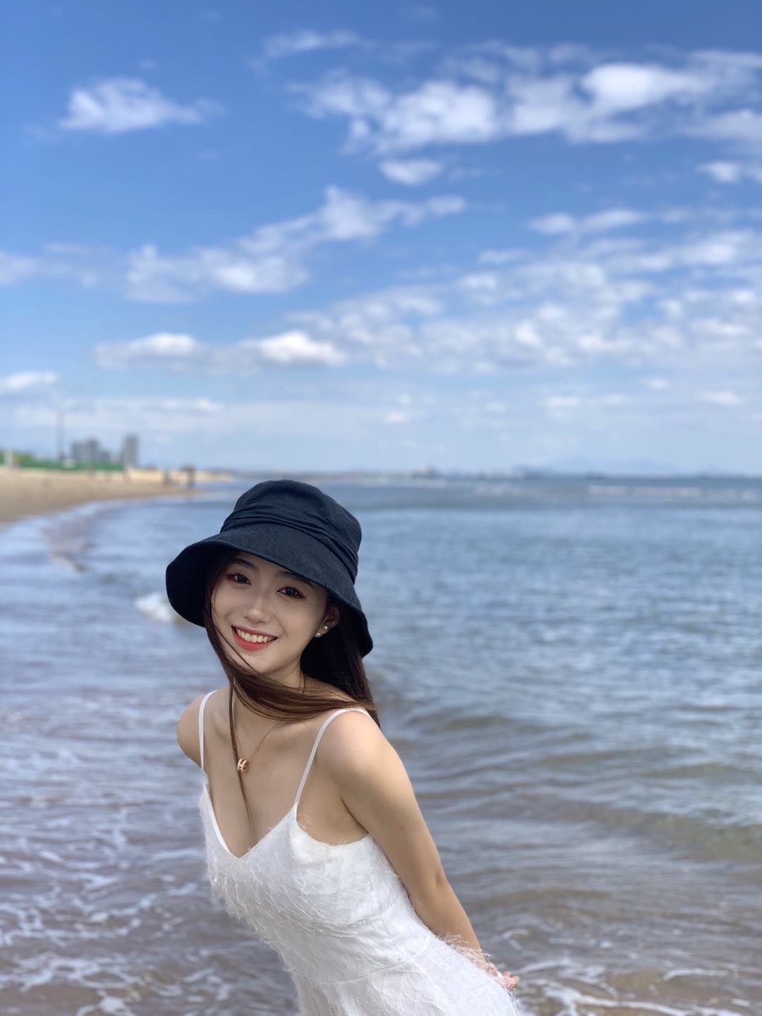 f22cb5fdf70e2b76f973b10b2fd881b.jpg