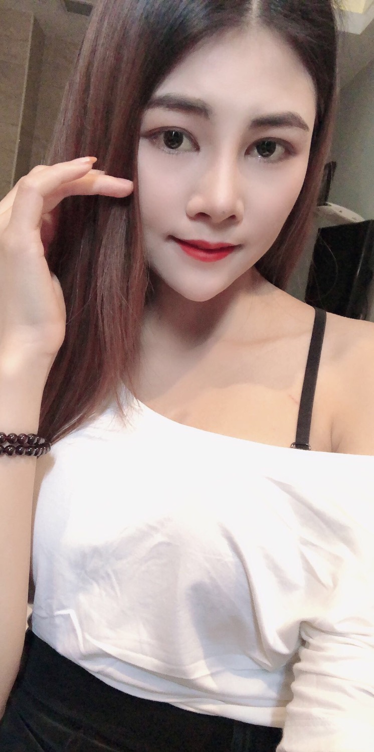 1C0AA39A-2D43-4F88-B8FB-3ED9C3E442E6.jpeg