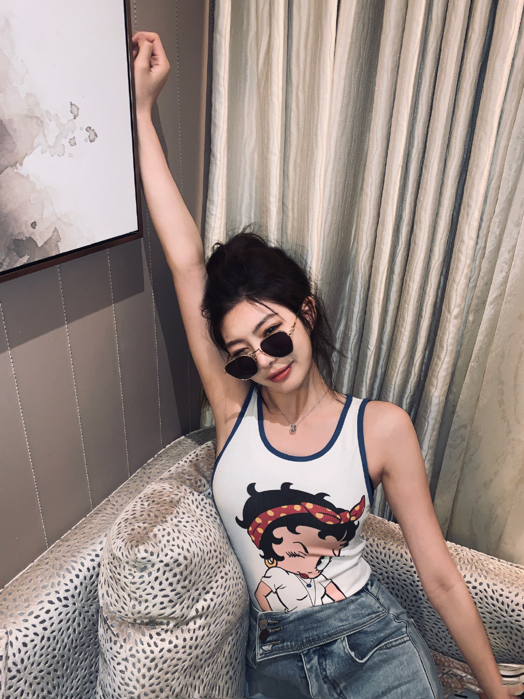 6fba7887ly1gf2kerftfbj22c0340kjt_副本.jpg