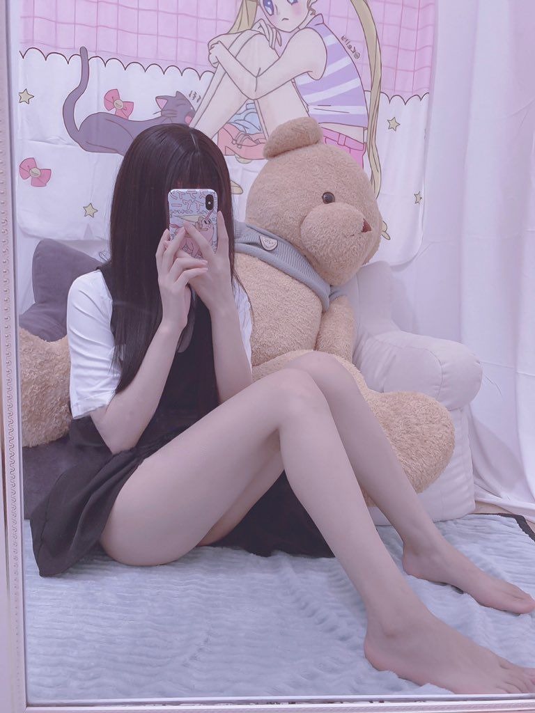 maomi_fef5c1c178c6befd7d9459e99f4670fe.jpeg