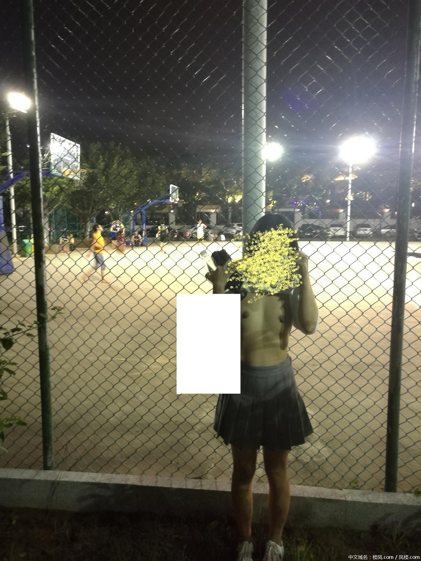 lu3x93.jpg