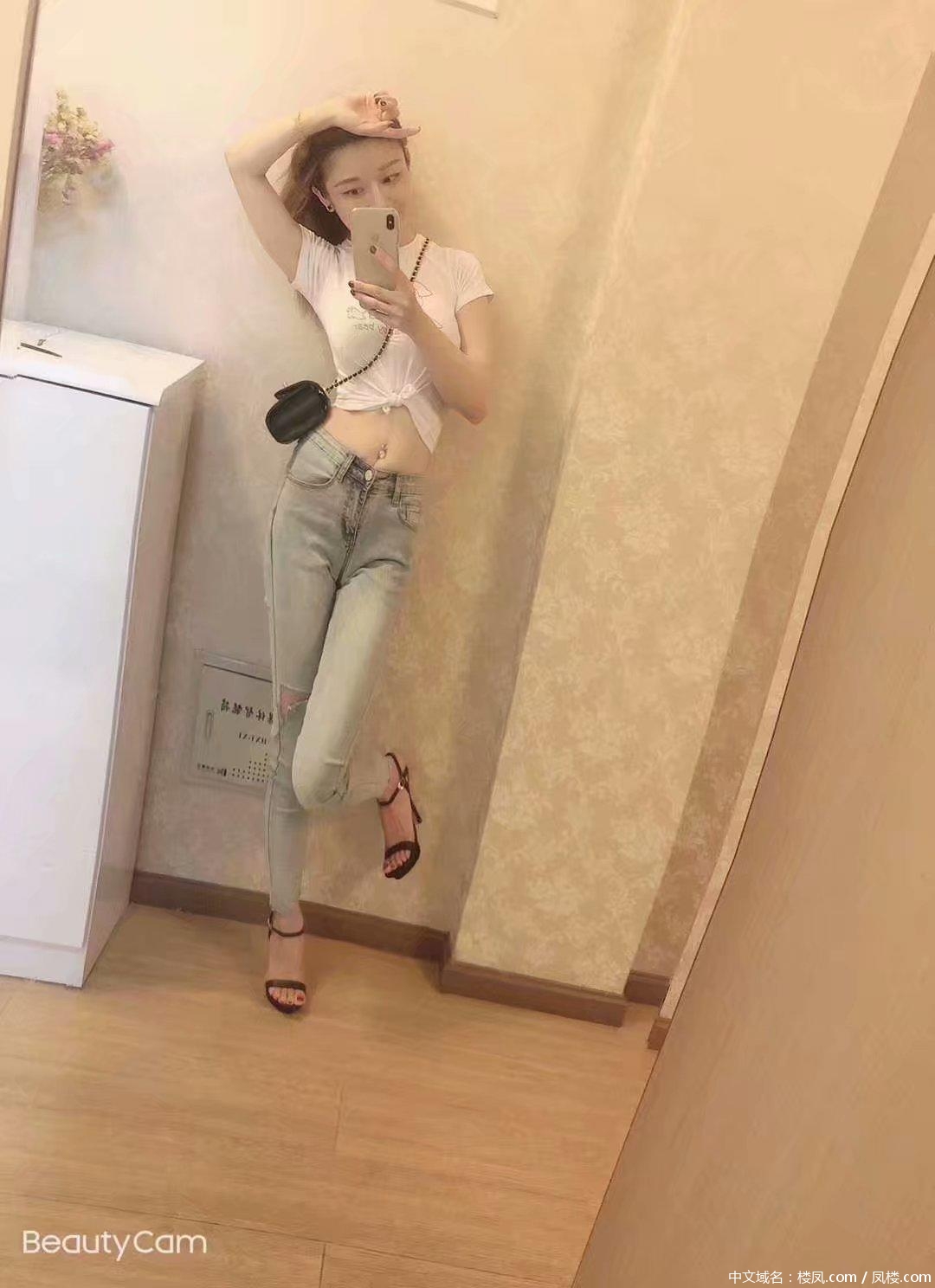 aa69a40b0cdd062bd7a22bf4593ebd1e.jpg