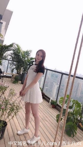 59560f3f39d9040e0bf93fe71bb79816.png