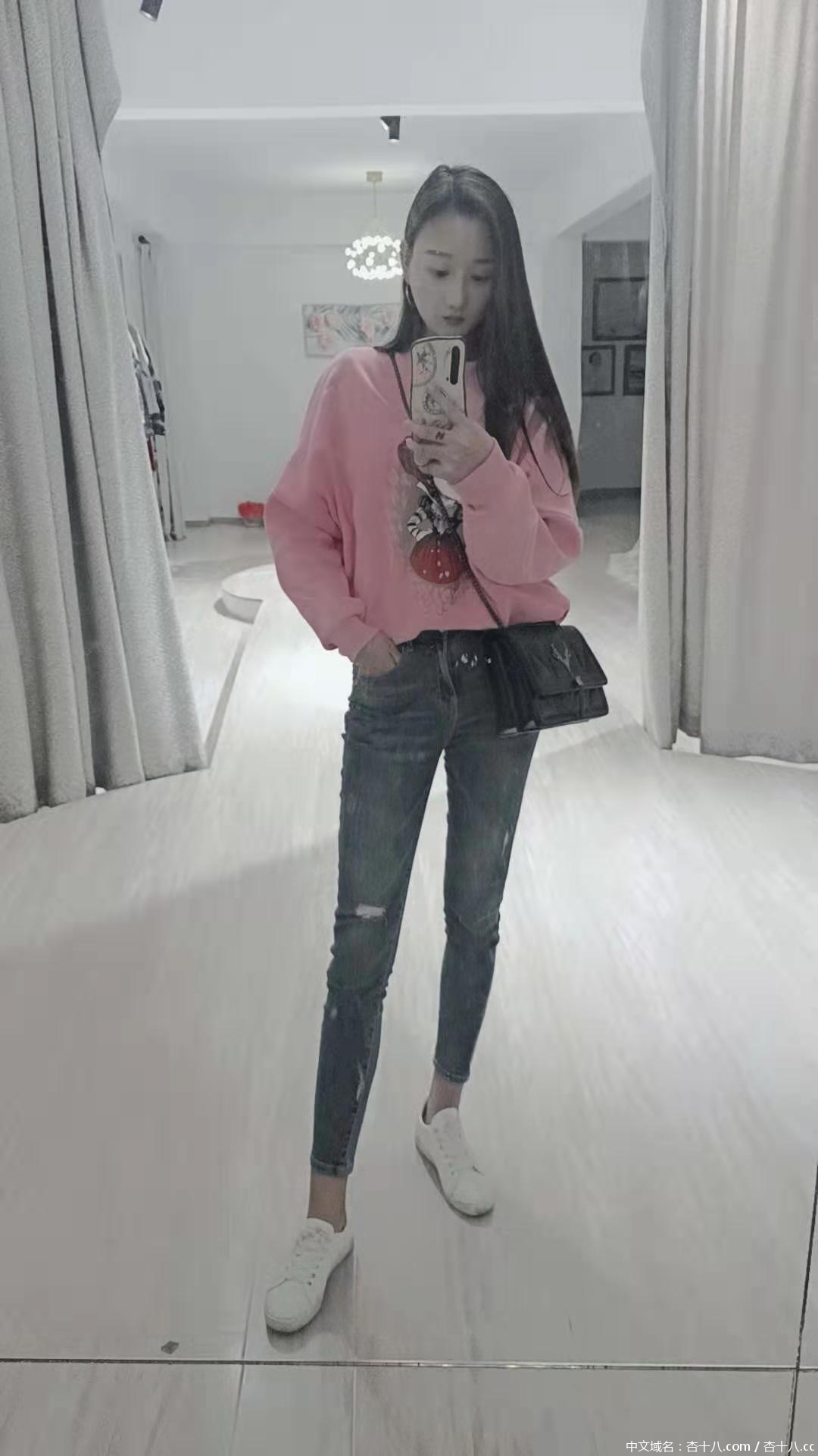 65f12470c36b35e2669a5c725e000b0e.jpg