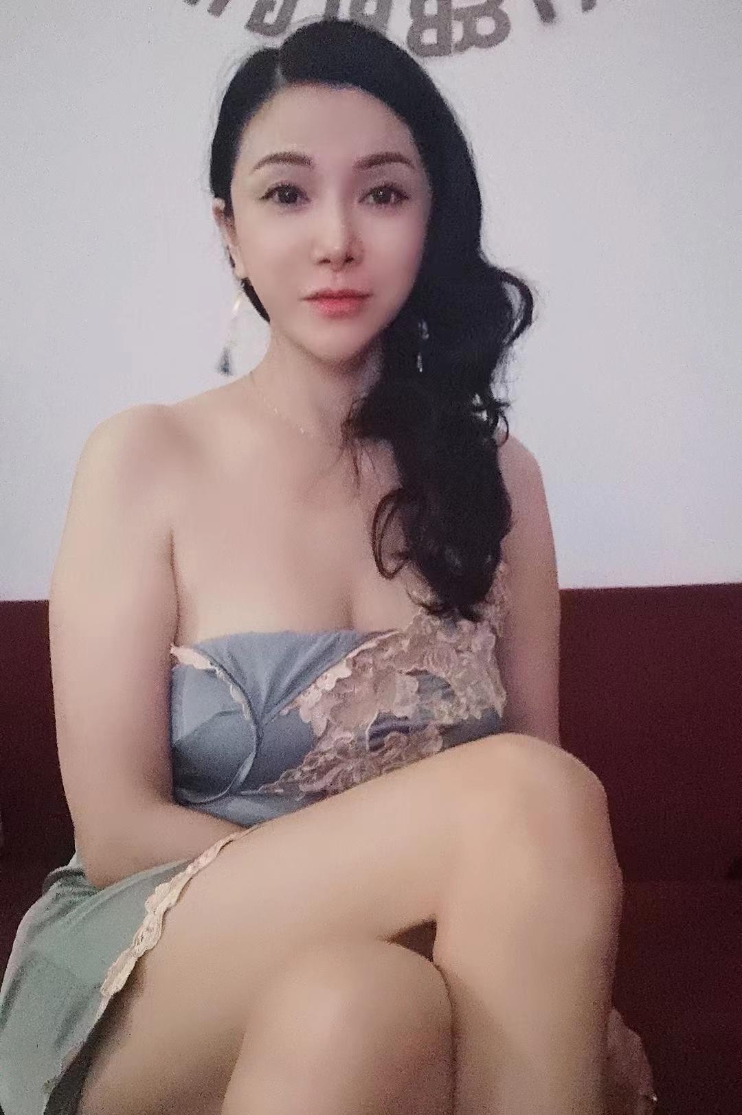 fc855fcd7dc2519a38b8d55647c3e181.jpg