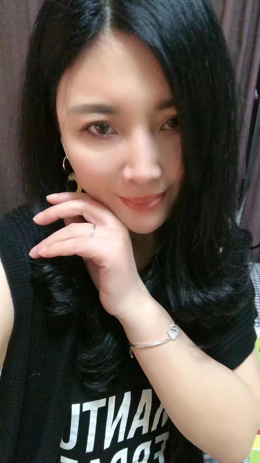 小少妇2.jpg
