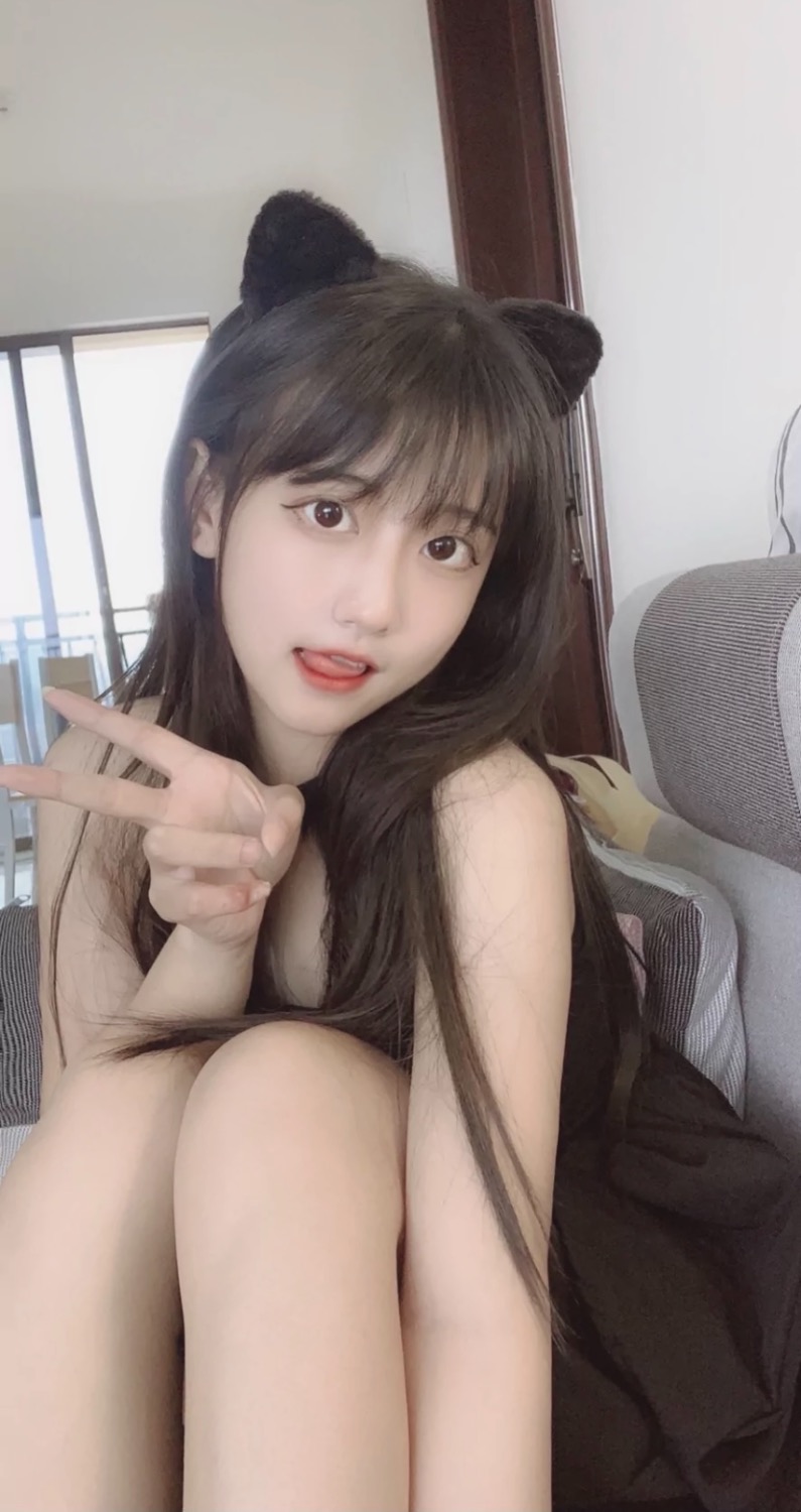 EB8B3659-AB7B-4479-AC77-C054E7C4C9E7.jpeg