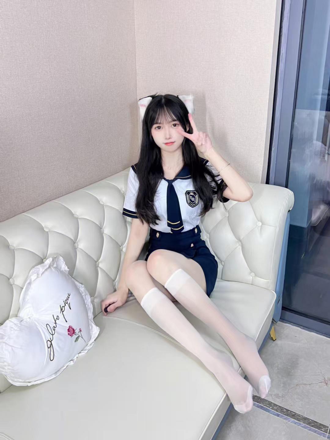 1b435a752cce4abd4f854b02a503c043.jpg