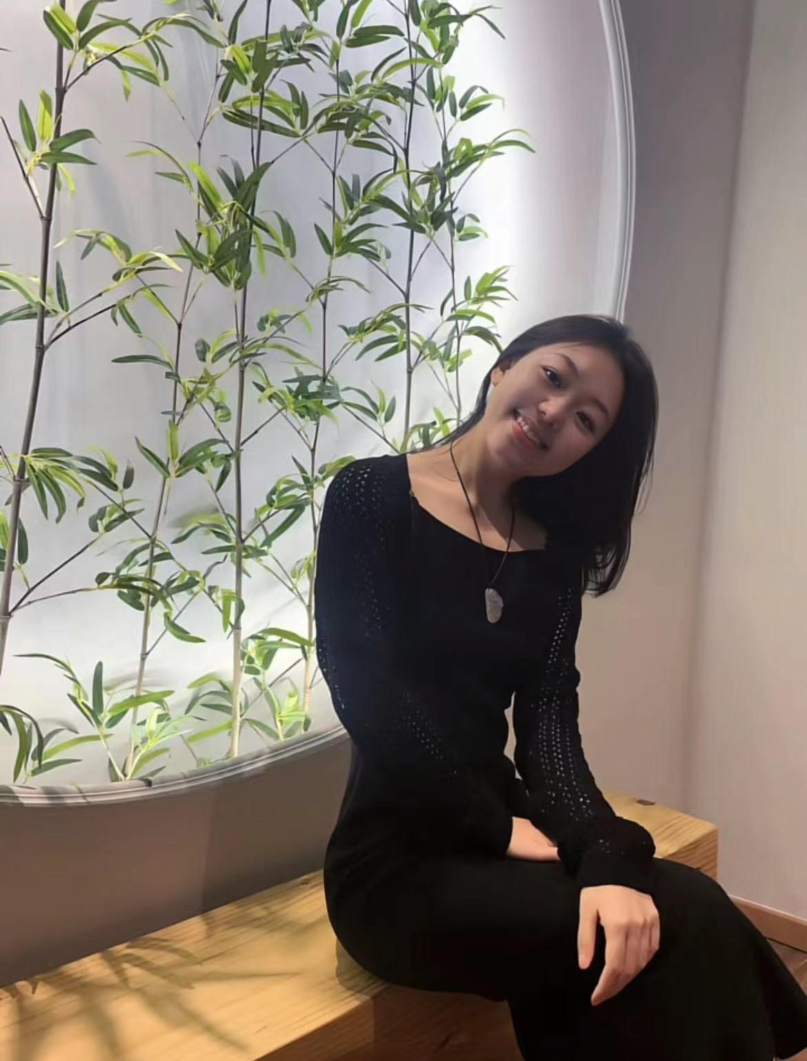 60c29048f2ae916731e1d7e43cc2a3ed.jpg