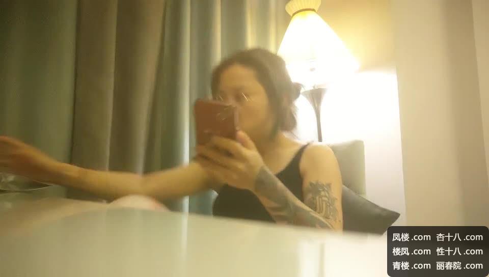 Yeq8qT.jpg
