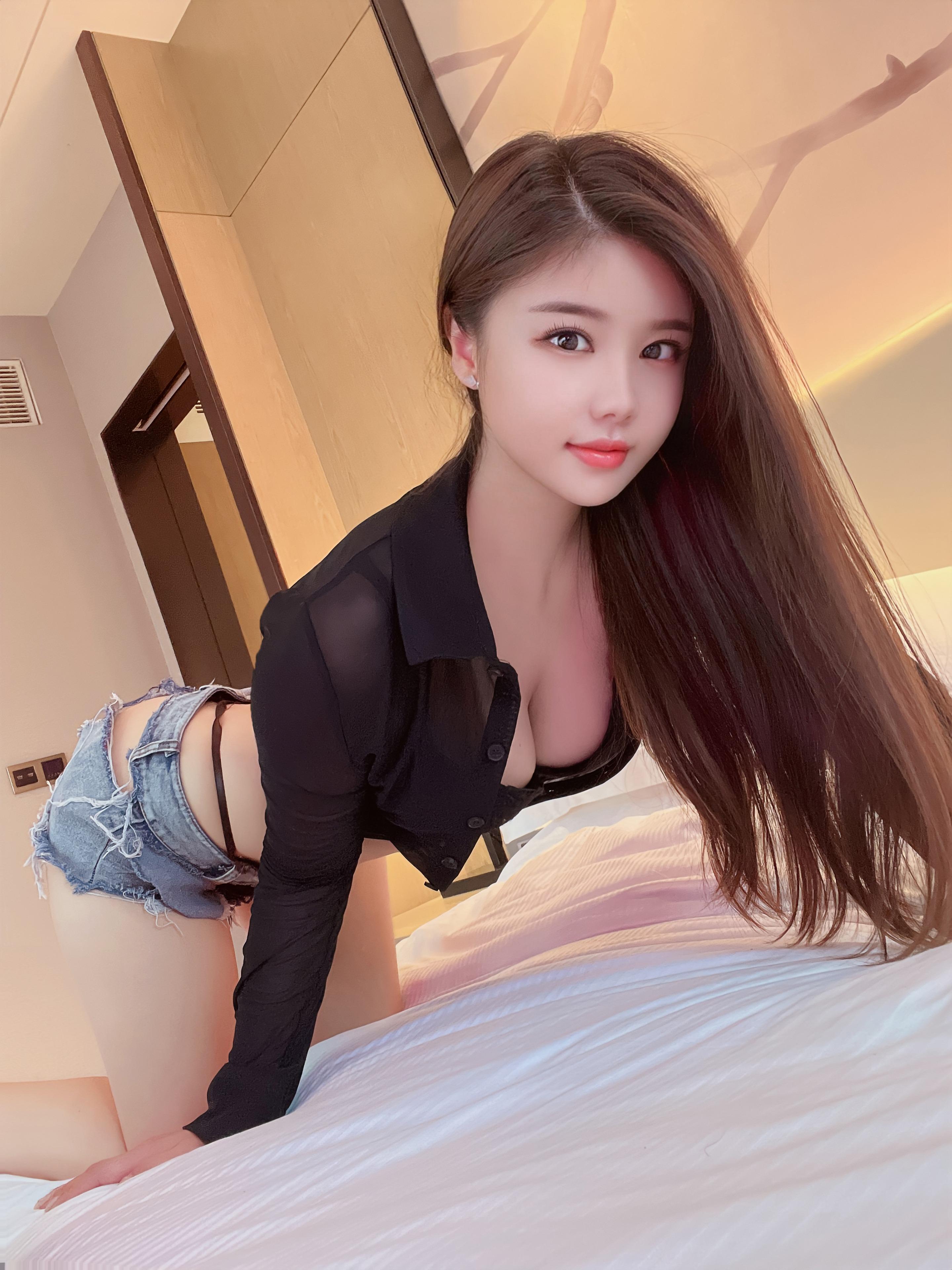 9d909e6843fbbf2ebf7777df28a80716.jpg