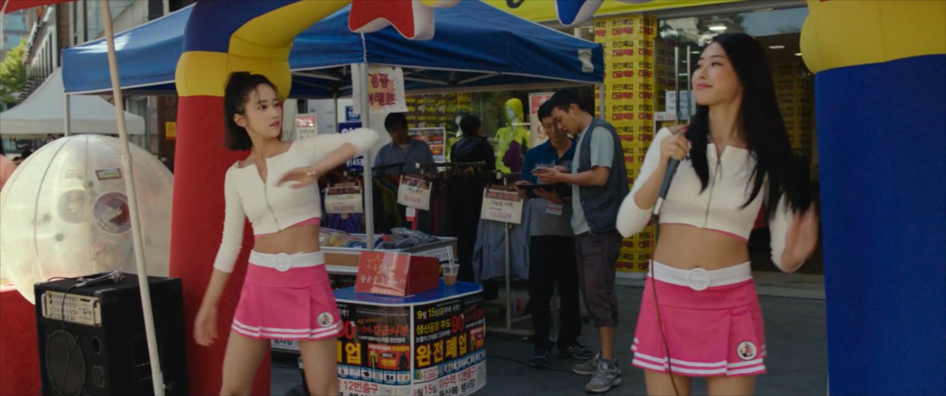 燃烧烈爱.Burning.2018.KOREAN.1080p.BluRay.x264.mkv_20221205_120254486.jpg