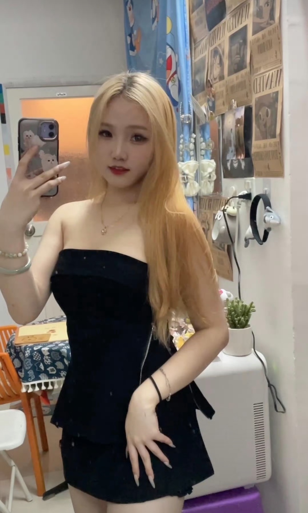 6A200AE298D685F9A0BB8A264D55552D.jpg