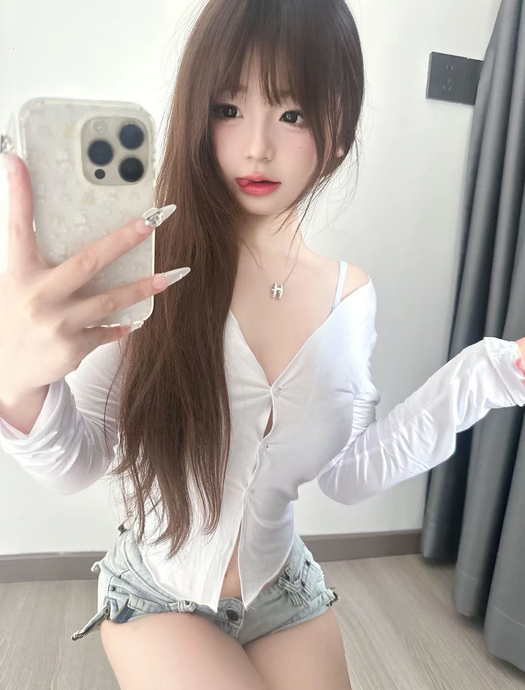 8879_W2AVHPMD8XHPFMJ.jpg