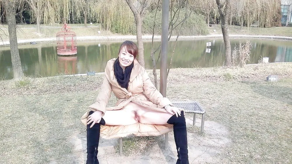 093338mvxmddrov7dm7my5.webp