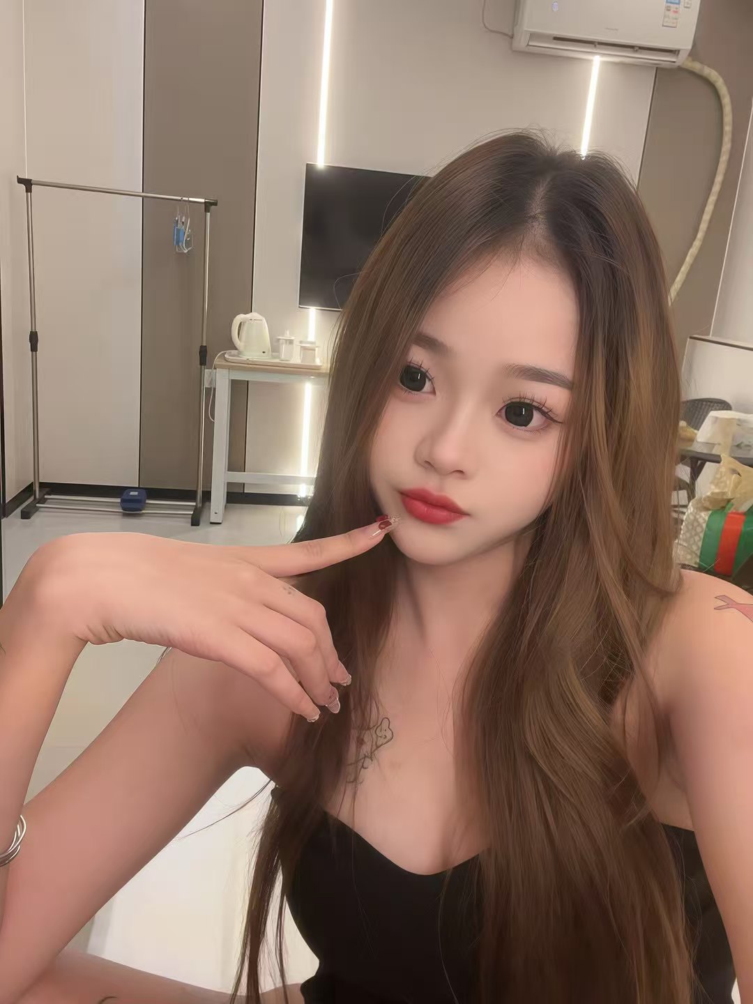 微信图片_2025-07-15_214900_390.jpg