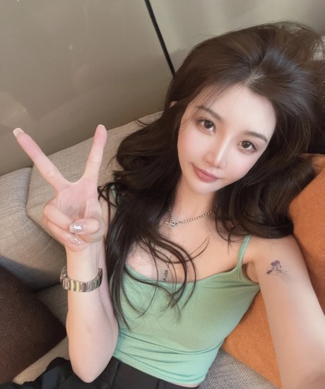 海口市龙华区黑丝长腿小姐姐兼职，